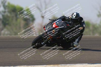 media/Sep-20-2025-TrackDaz (Sat) [[27f0cde673]]/A Group/11am (Turn 2)/